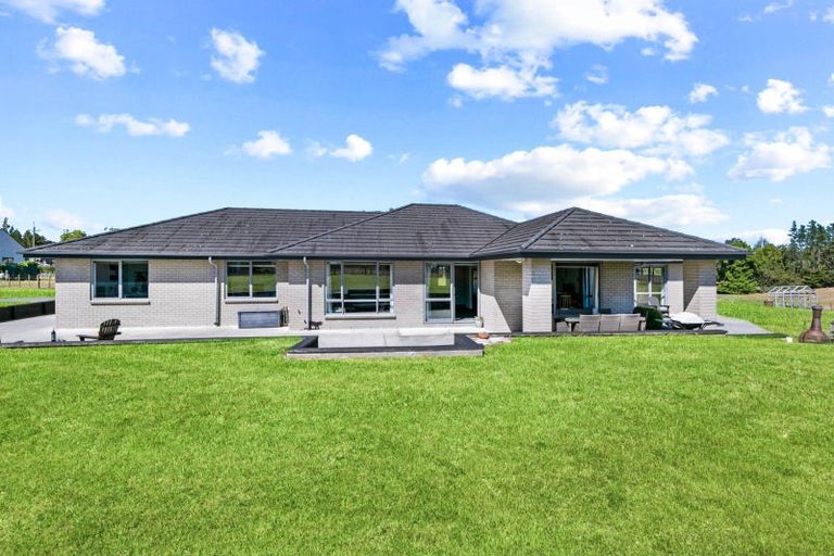 Photo of property in 9 Fitzgerald Road, Drury, 2113
