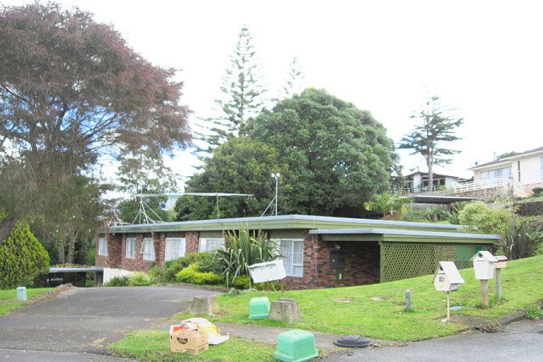 Photo of property in 1/14 Heron Place, Pakuranga Heights, Auckland, 2010