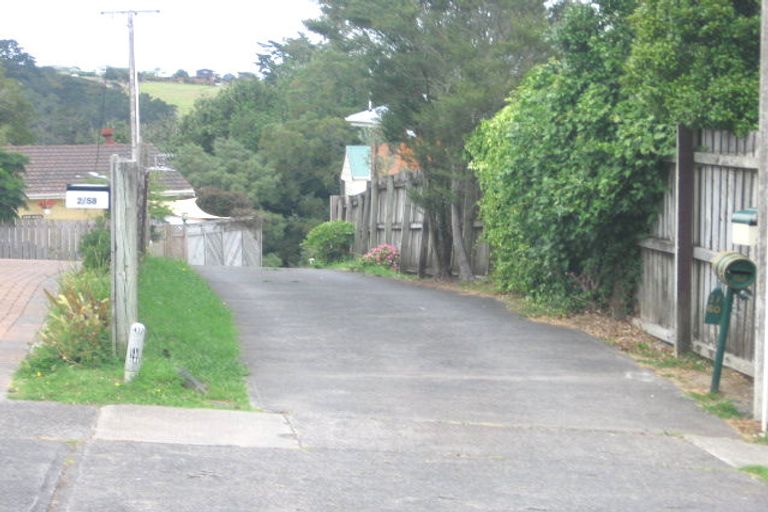 Photo of property in 2/60 Roberts Road, Glenfield, Auckland, 0629