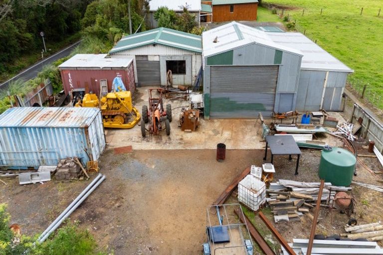 Photo of property in 2160 Awhitu Road, Pollok, Waiuku, 2684