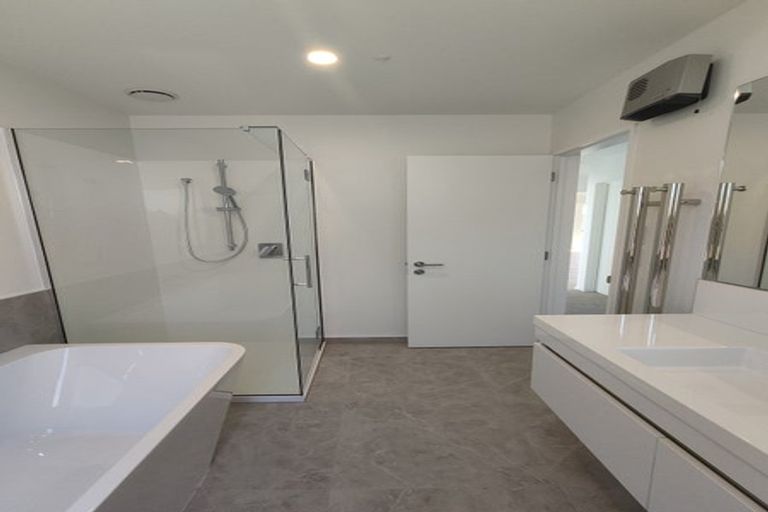 Photo of property in 21 Dray Place, Halswell, Christchurch, 8025