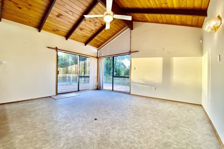 Photo of property in 71 Derbyshire Lane, Karaka, Papakura, 2580