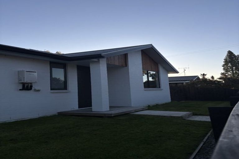 Photo of property in 1/9 Taylor Terrace, St Andrews, Hamilton, 3200
