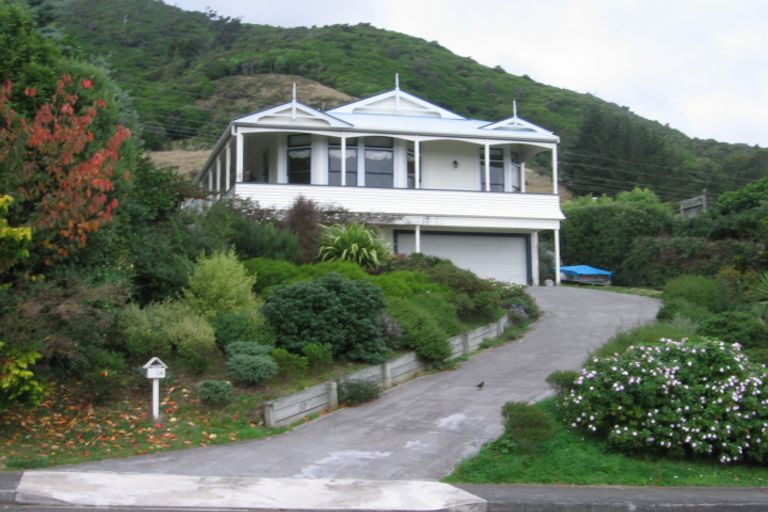 Photo of property in 14 Kea Street, Waikanae, 5036