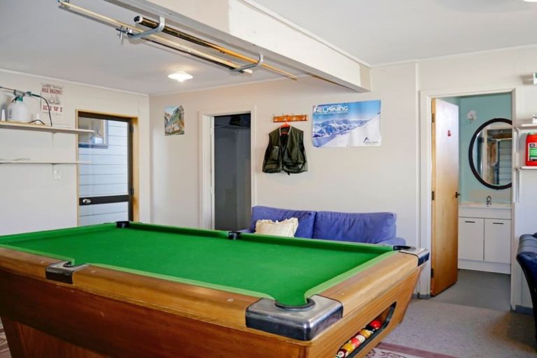 Photo of property in 15 Irishman Drive, Twizel, 7901