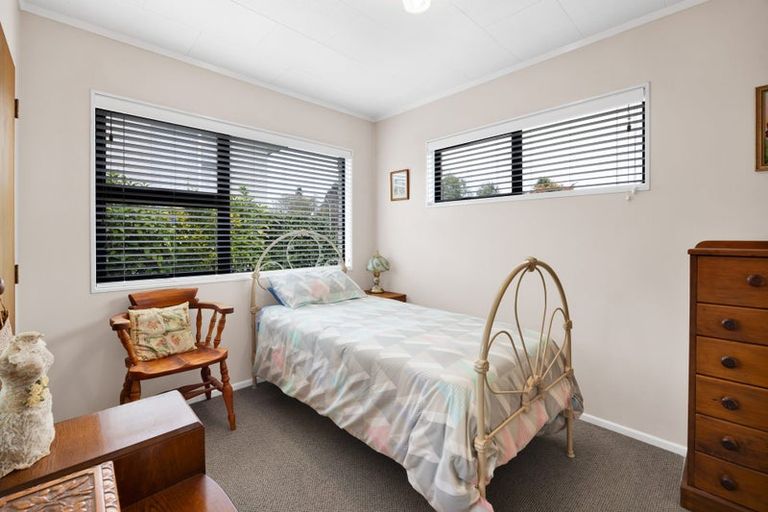 Photo of property in 8 Kowhai Street, Strandon, New Plymouth, 4312