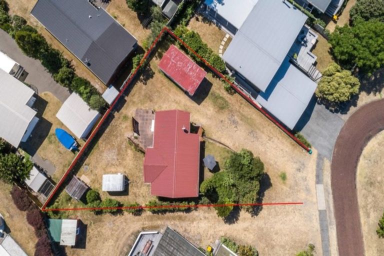 Photo of property in 17 Mccall Avenue, Pauanui, Hikuai, 3579