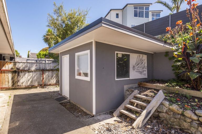 Photo of property in 75a Ocean Road, Paraparaumu Beach, Paraparaumu, 5032