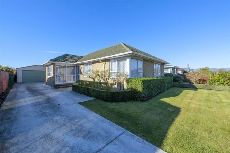 Photo of property in 82 Blankney Street, Hornby, Christchurch, 8042
