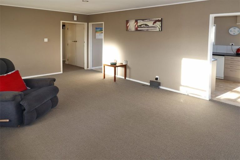 Photo of property in 23 Pohutukawa Drive, Owhata, Rotorua, 3010