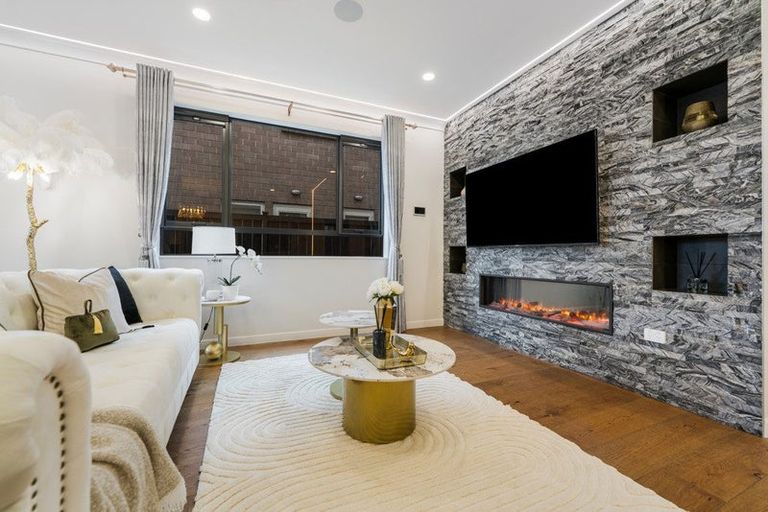 Photo of property in 11 Castlebane Drive, Flat Bush, Auckland, 2019