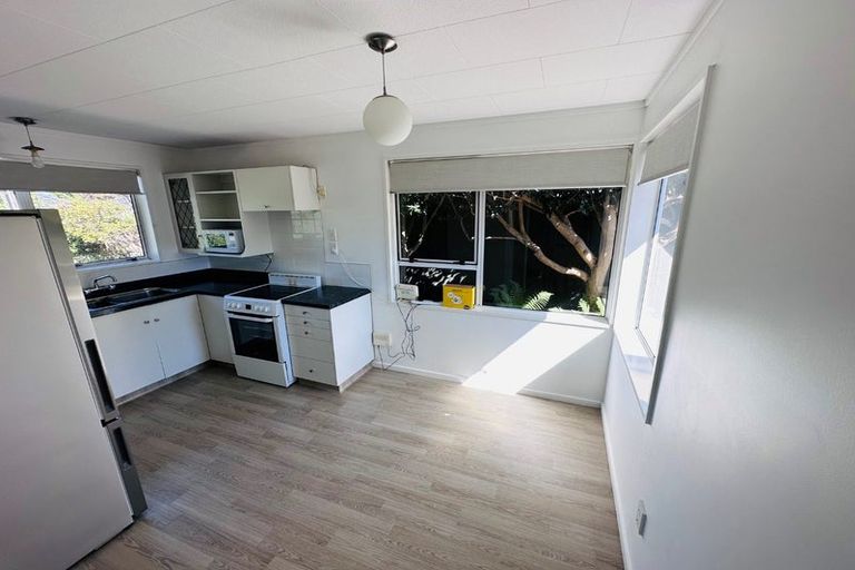 Photo of property in 2 Guildford Street, Burnside, Christchurch, 8053