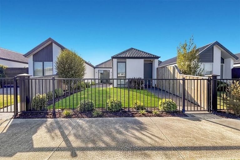 Photo of property in 60e Kawari Drive, Pegasus, 7612
