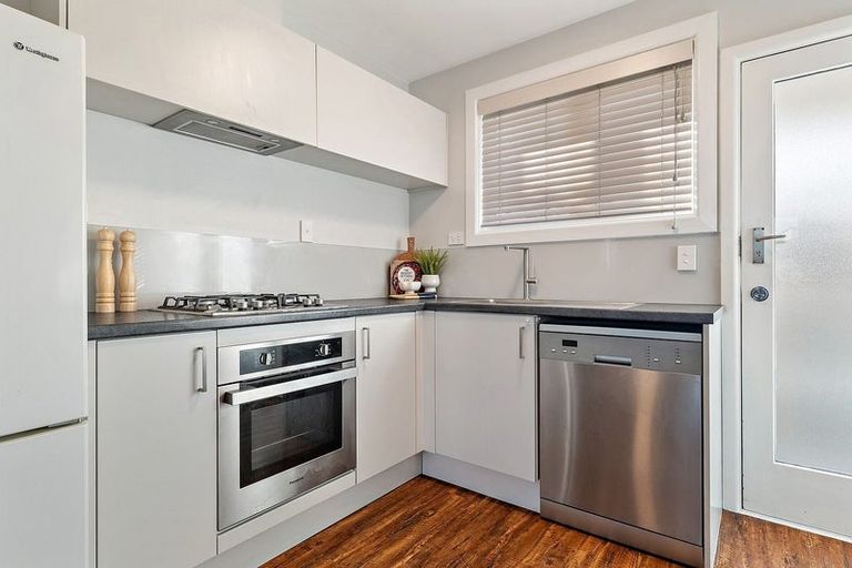 Photo of property in 3/25 Edgeware Road, St Albans, Christchurch, 8014