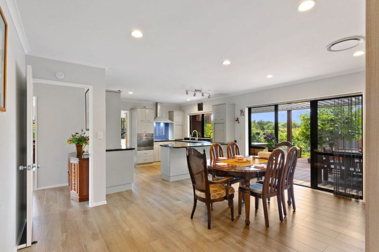 Photo of property in 9 Mohill Place, East Tamaki Heights, Auckland, 2016