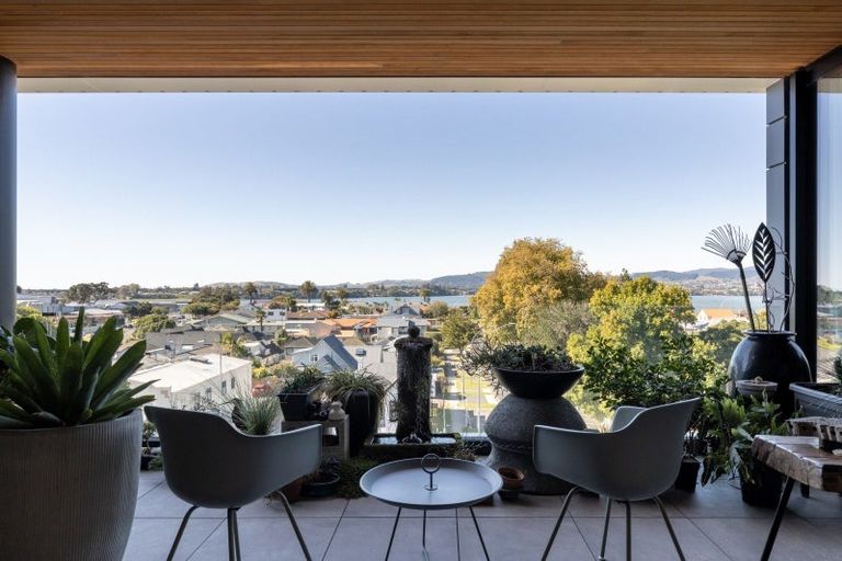 Photo of property in 404/359 Cameron Road, Tauranga, 3110