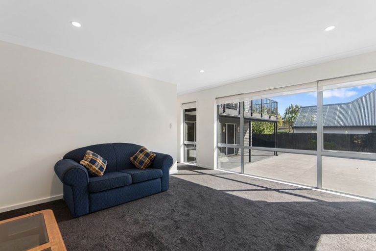 Photo of property in 87 Wairakei Road, Bryndwr, Christchurch, 8053