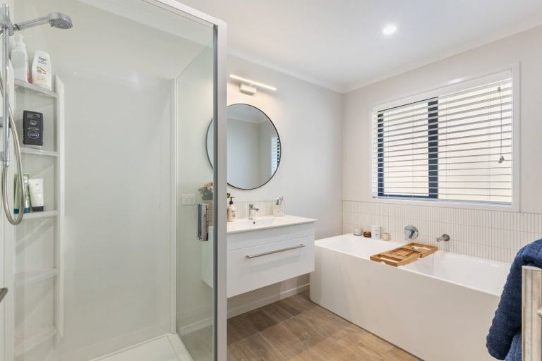 Photo of property in 8 Manakohi Street, Spotswood, New Plymouth, 4310