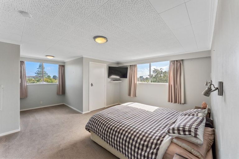 Photo of property in 65 Lupin Road, Otaki, 5512