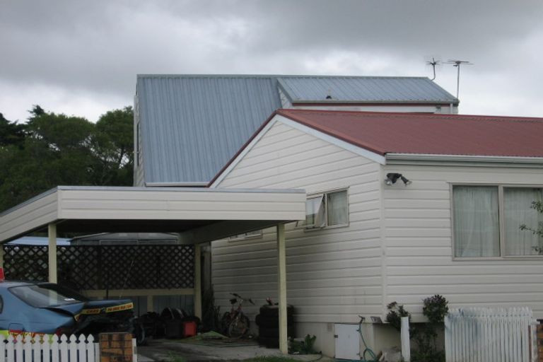 Photo of property in 12 Lacebark Court, Titirangi, Auckland, 0604