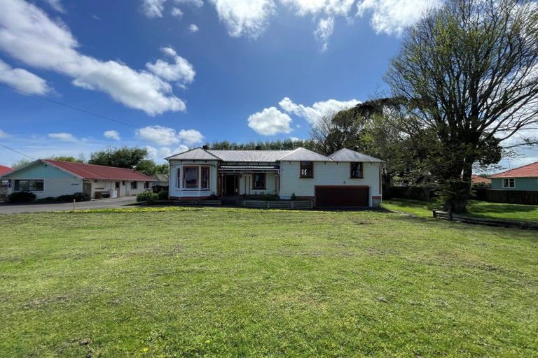 Photo of property in 51 Avenue Road, Foxton, 4814