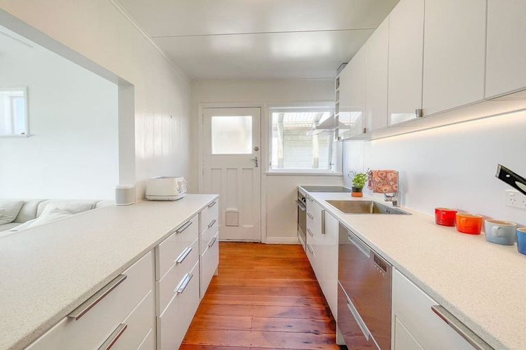 Photo of property in 41 Overtoun Terrace, Hataitai, Wellington, 6021