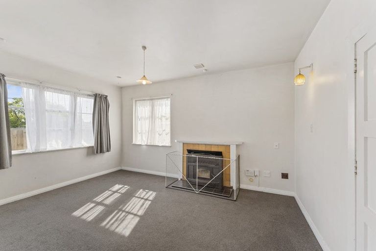 Photo of property in 118 Radley Street, Woolston, Christchurch, 8023