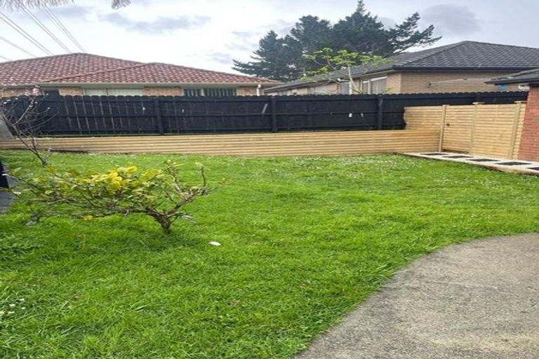 Photo of property in 12 Richard Halse Drive, Manurewa, Auckland, 2105