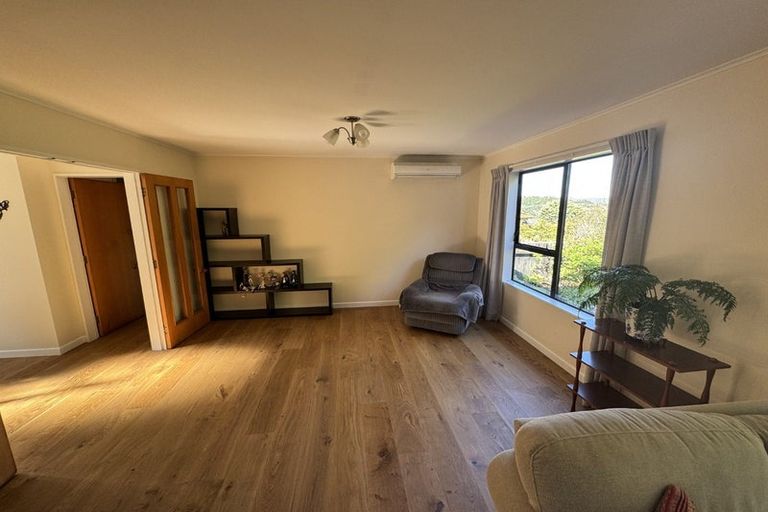 Photo of property in 57a David Crescent, Karori, Wellington, 6012