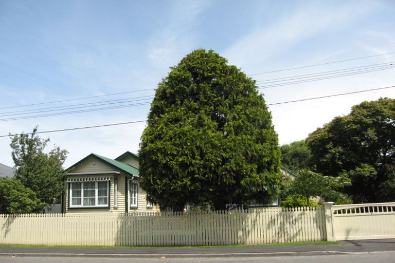 Photo of property in 2/36 Edward Avenue, Edgeware, Christchurch, 8013
