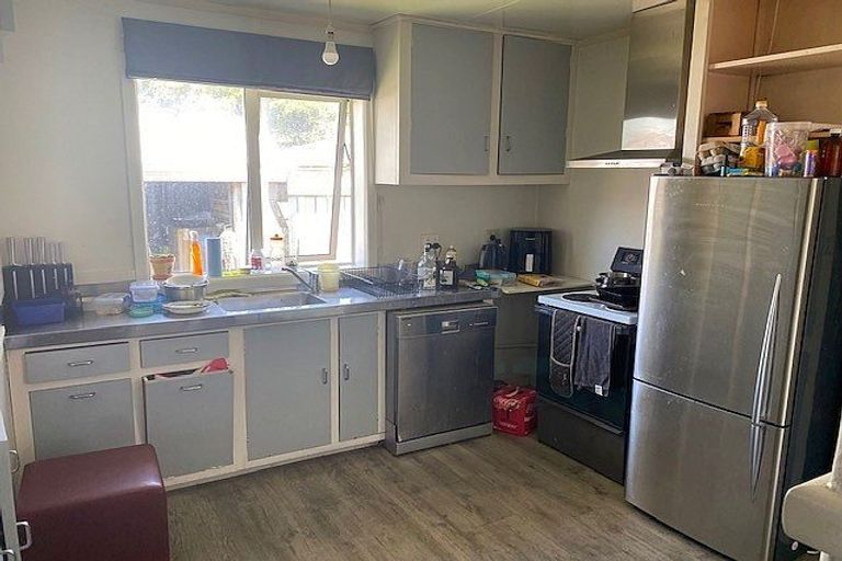 Photo of property in 1/2 Ketton Place, St Albans, Christchurch, 8052