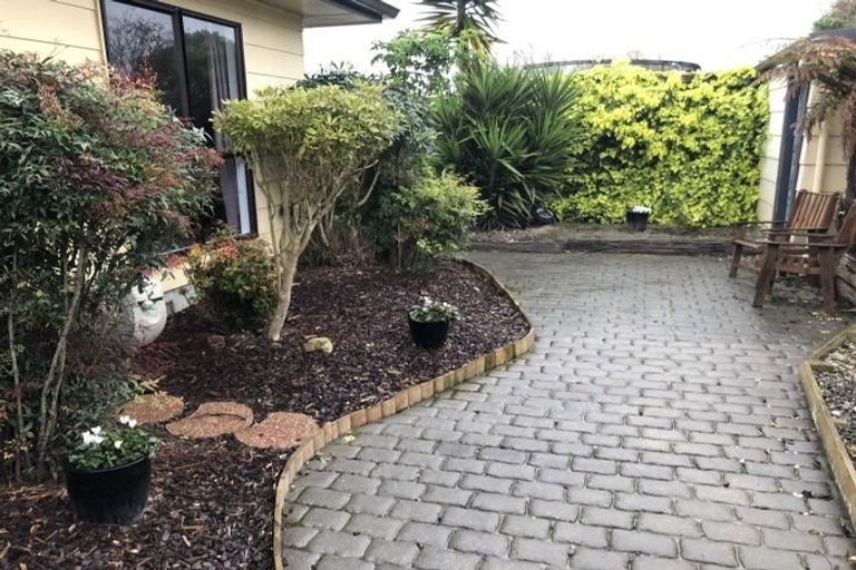 Photo of property in 40 Pencarrow Street, Highbury, Palmerston North, 4412