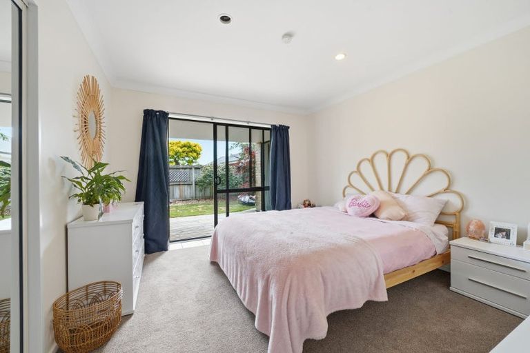 Photo of property in 16 Dawson Douglas Place, Kaiapoi, 7630