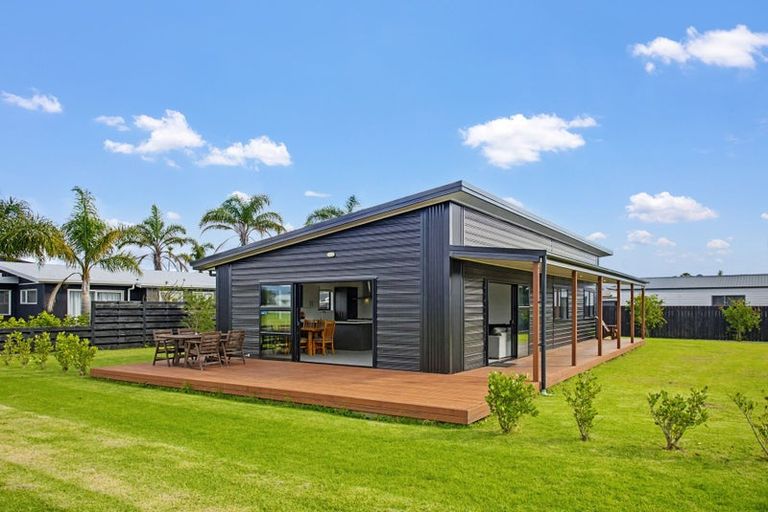 Photo of property in 101 Kelly Jade Avenue, Matarangi, Whitianga, 3592