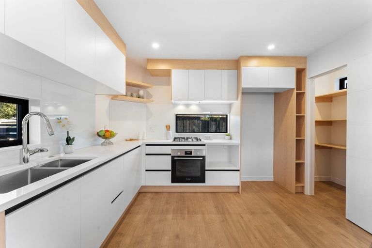 Photo of property in 8c Rowan Terrace, Te Atatu South, Auckland, 0610