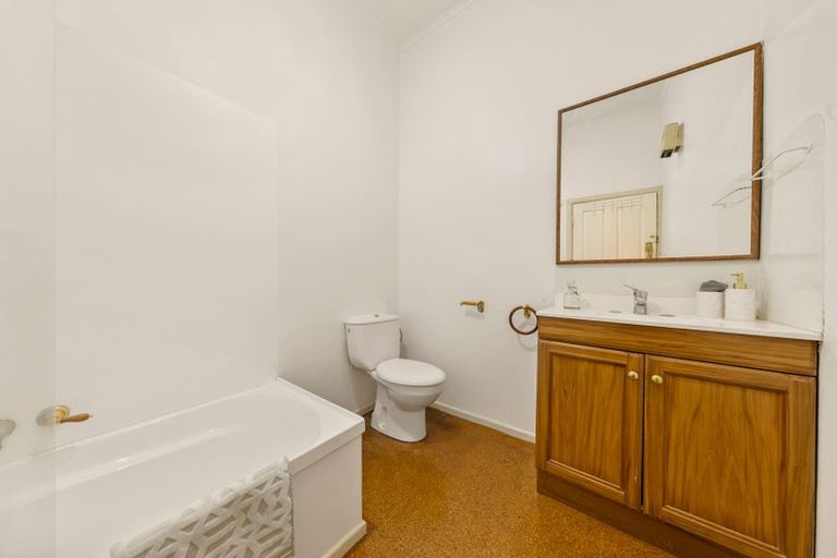 Photo of property in 1/27 Rata Street, New Lynn, Auckland, 0600