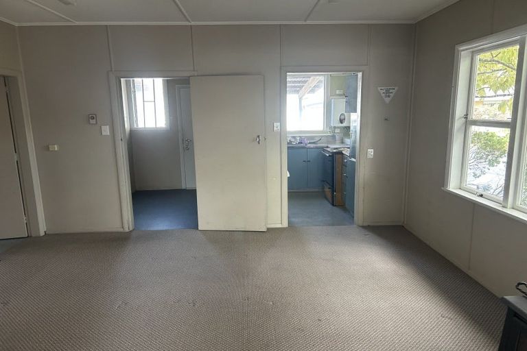 Photo of property in 25 Tahunanui Drive, Tahunanui, Nelson, 7011