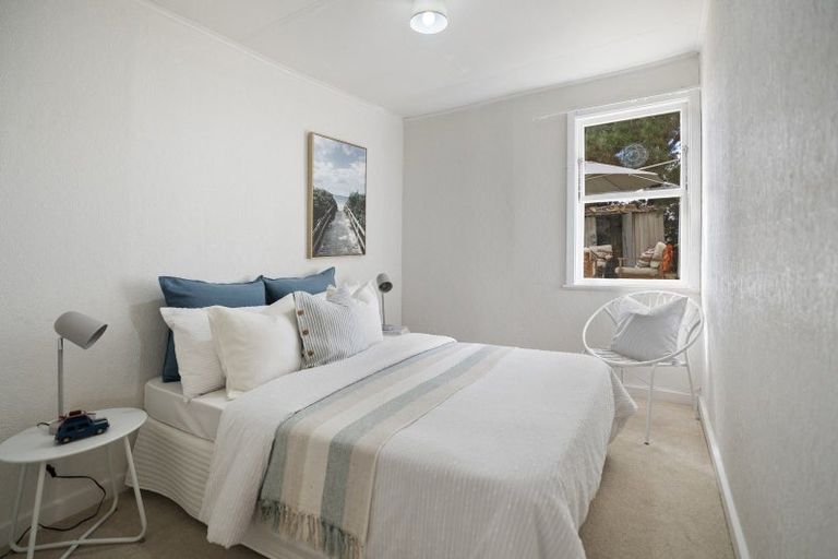 Photo of property in 8 Signal Street, Foxton Beach, Foxton, 4815