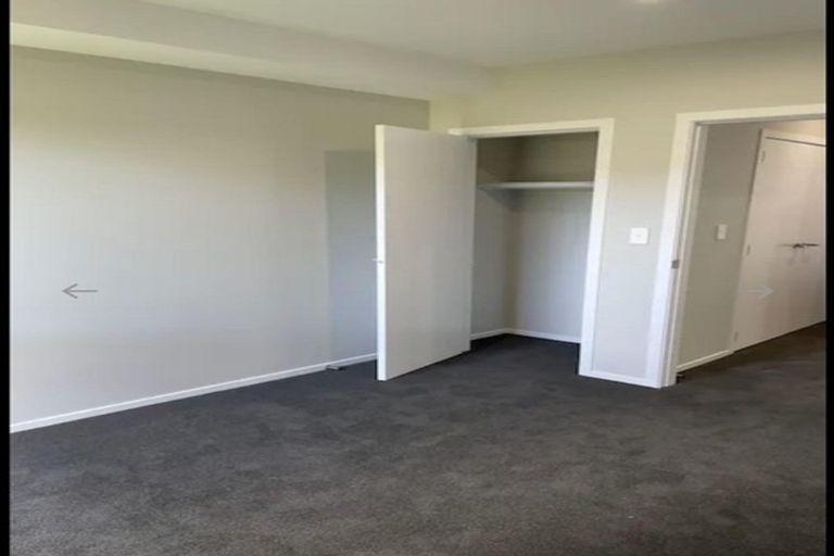 Photo of property in 3 Kopua Place, Whitby, Porirua, 5024
