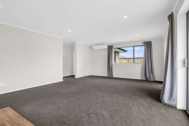 Photo of property in 90 Broadway Parade, Rolleston, 7615