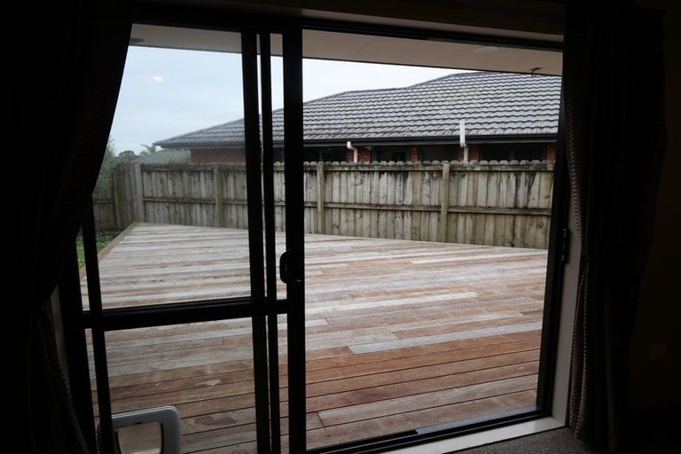 Photo of property in 27 Greig Place, Pukekohe, 2120