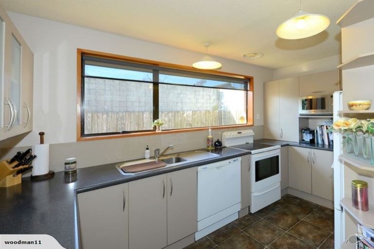 Photo of property in 2/302a Ilam Road, Burnside, Christchurch, 8053
