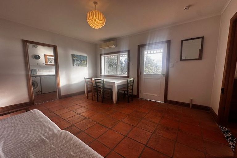 Photo of property in 5 Lindum Terrace, Roseneath, Wellington, 6011