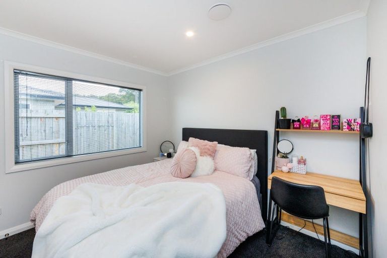 Photo of property in 41 Coutts Way, Fitzherbert, Palmerston North, 4410