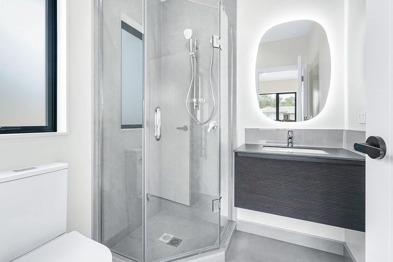 Photo of property in 1/6 Michael Avenue, Dinsdale, Hamilton, 3204