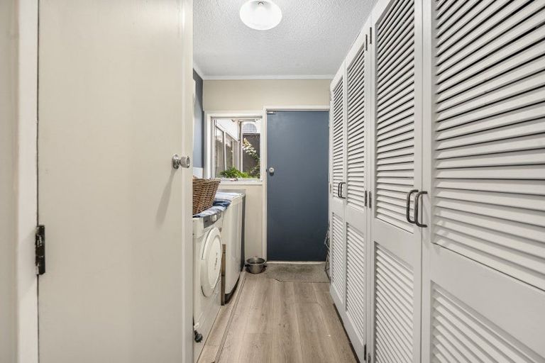 Photo of property in 1120unit Whakaue Street, Rotorua, 3010