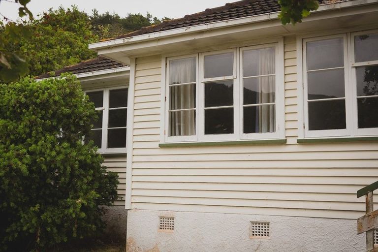 Photo of property in 97 Judd Crescent, Naenae, Lower Hutt, 5011