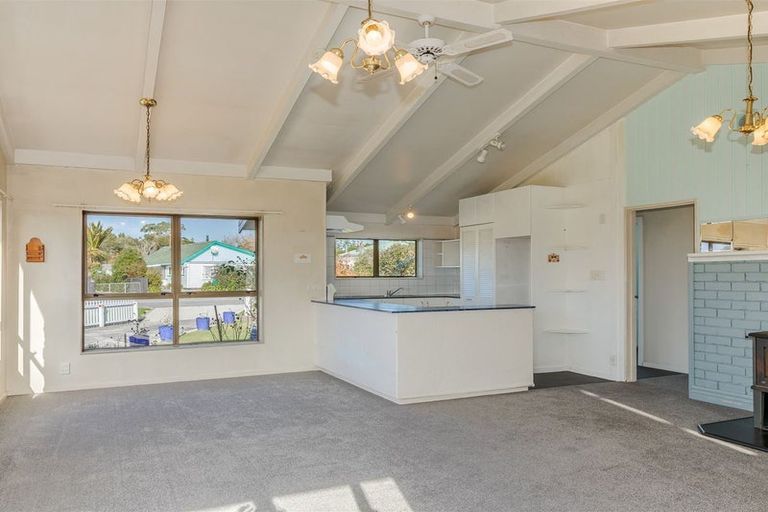 Photo of property in 111 Brougham Street, Westport, 7825