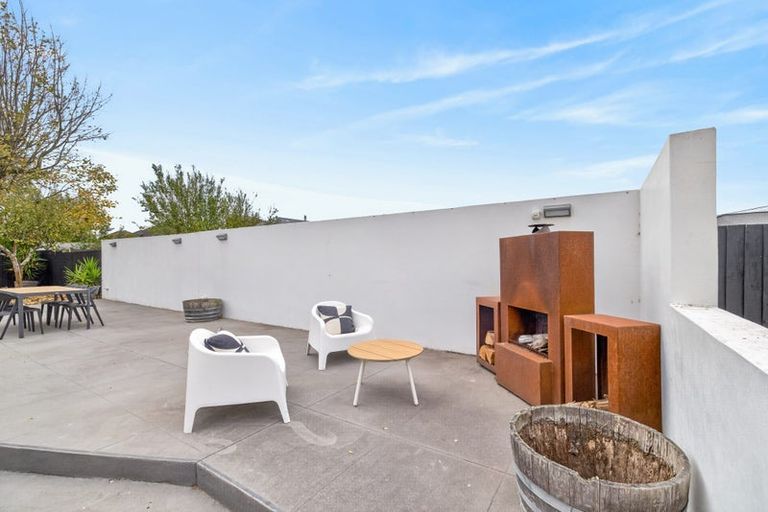 Photo of property in 209 Westminster Street, Mairehau, Christchurch, 8013