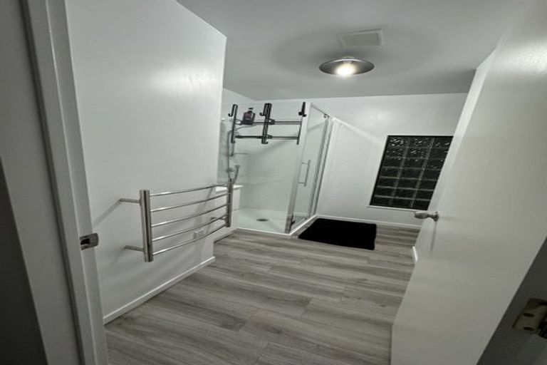 Photo of property in 21a Rimmington Drive, Hamilton Lake, Hamilton, 3204